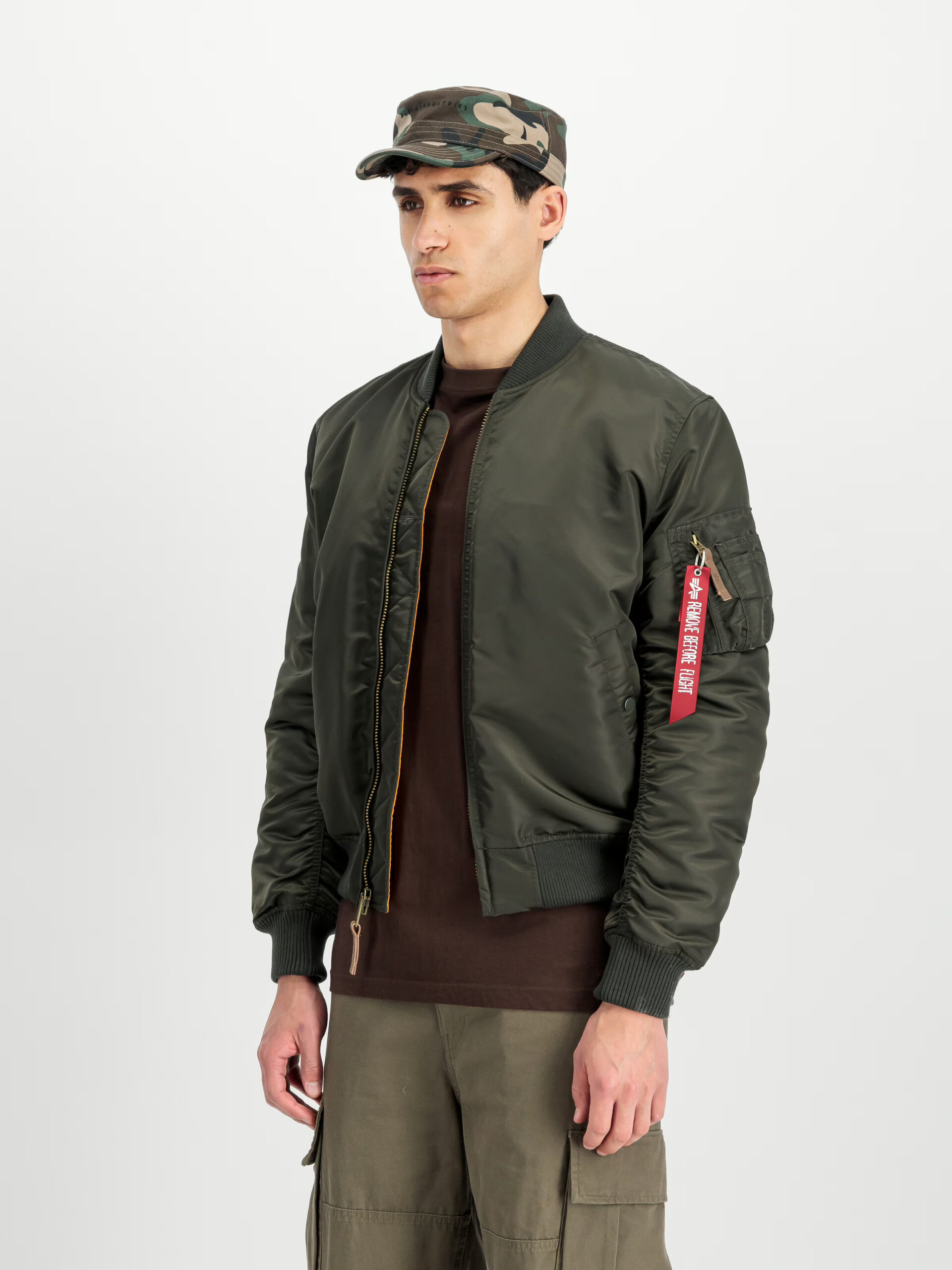 Alpha Industries - MA-1 VF 59 Slim Bomber Jacket - immagine 4